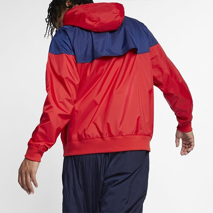 Куртка мужская Vivd Red/Bliss Blue/Обувь белая Nike, красный/голубой/белый — фото 4