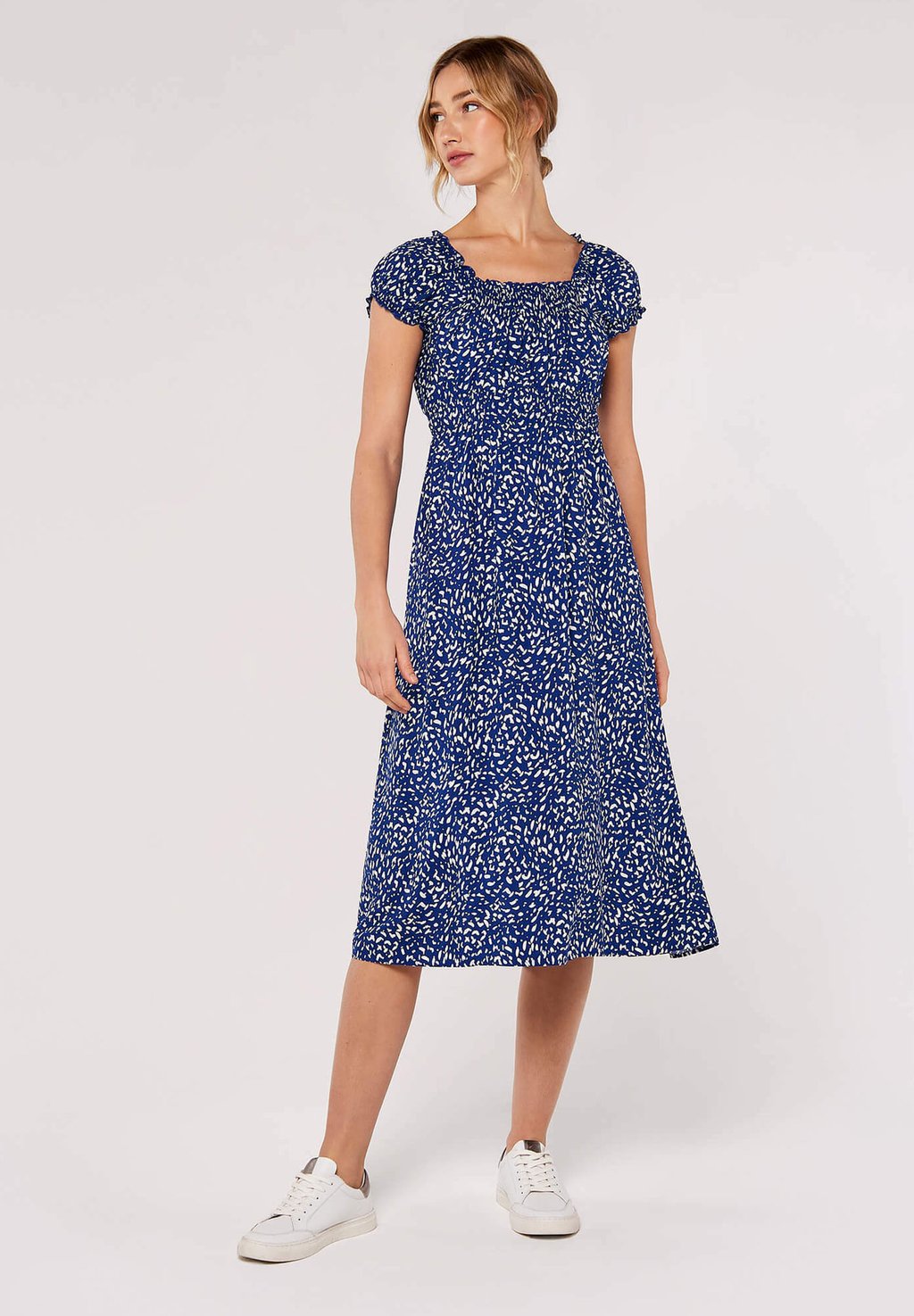 

Повседневное платье BRUSH SPOT MILKMAID MIDI Apricot, синий