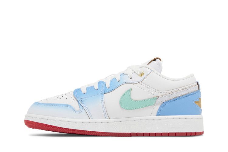 Кроссовки Air Jordan Air Jordan 1 Low SE GS 'Blue Gradient', белый — фото 4