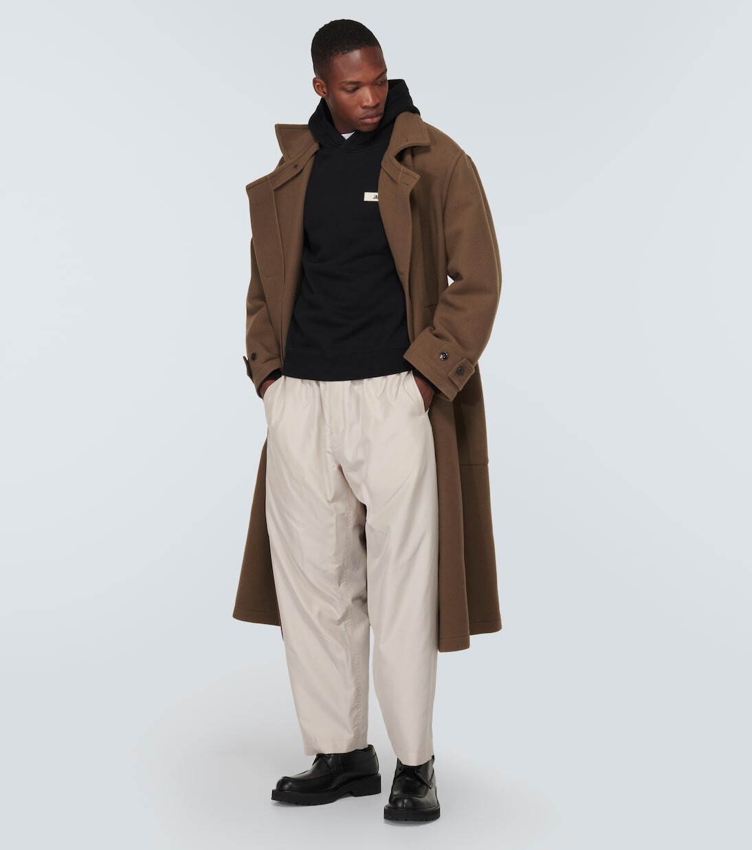 Le hoodie худи из зернистого хлопка Jacquemus, черный — фото 2