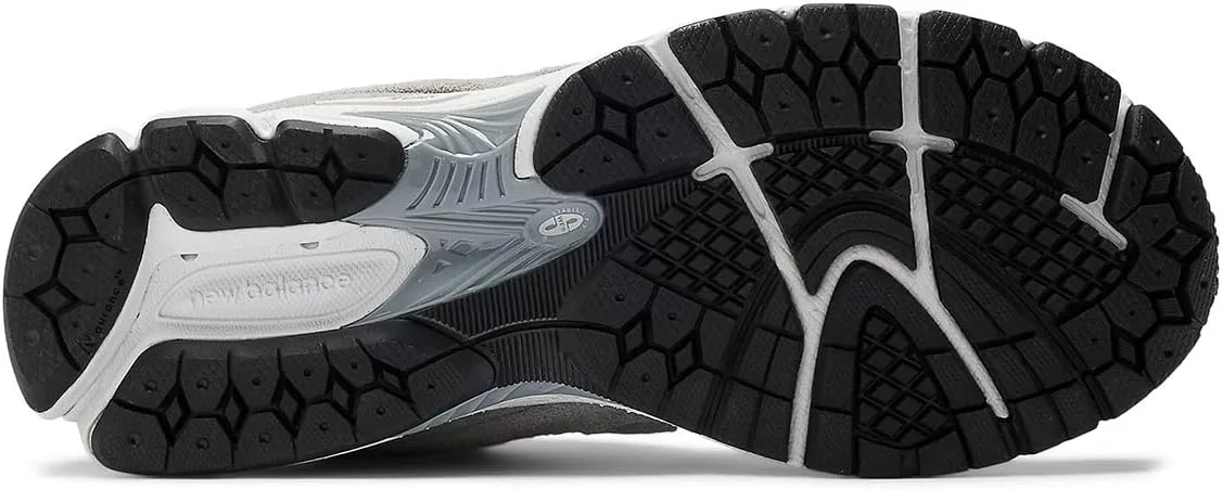 Мужские кроссовки New Balance M2002RCC, серый — фото 2