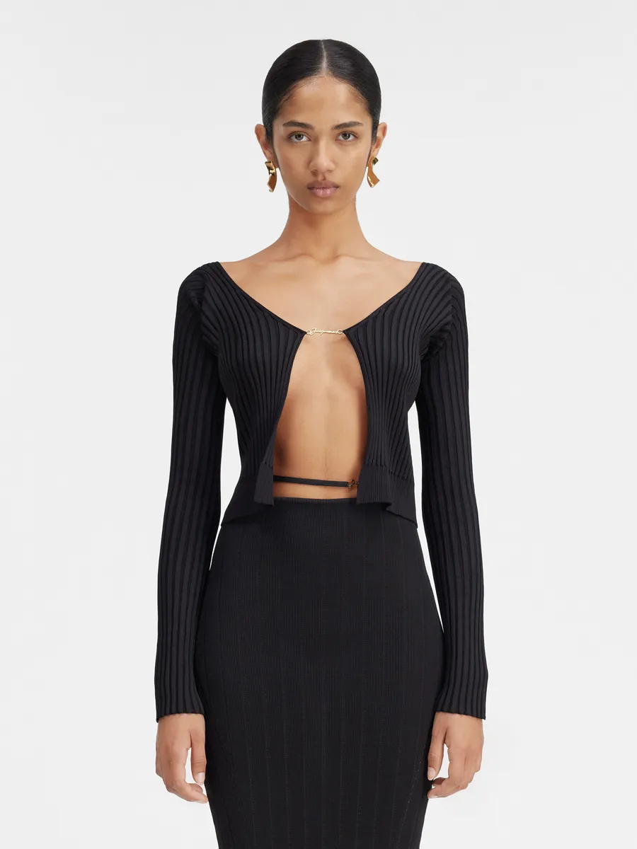 

Бесшовный кардиган с очаровательным логотипом Pralu Jacquemus, черный