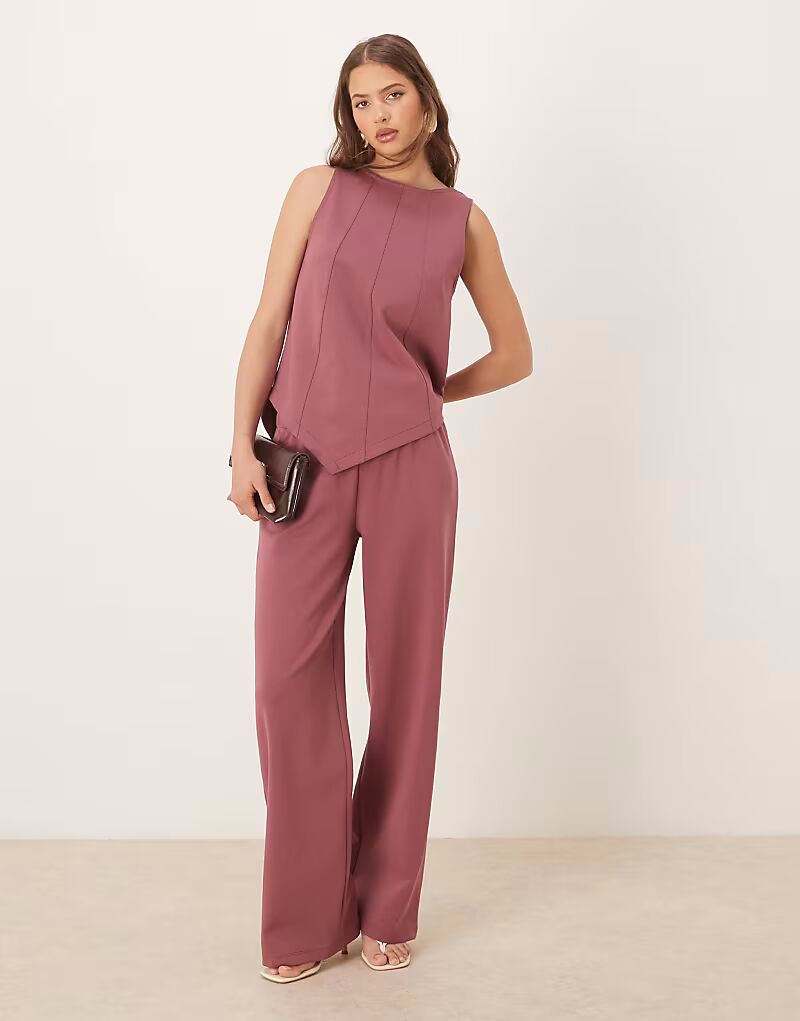 

Широкие брюки-интерлок ASOS DESIGN в темно-красном цвете