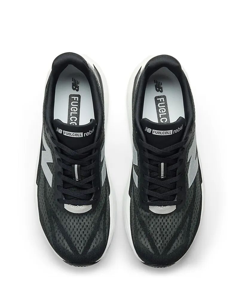 Мужские кроссовки для бега New Balance Fuelcell Rebel V5 черного цвета — фото 4