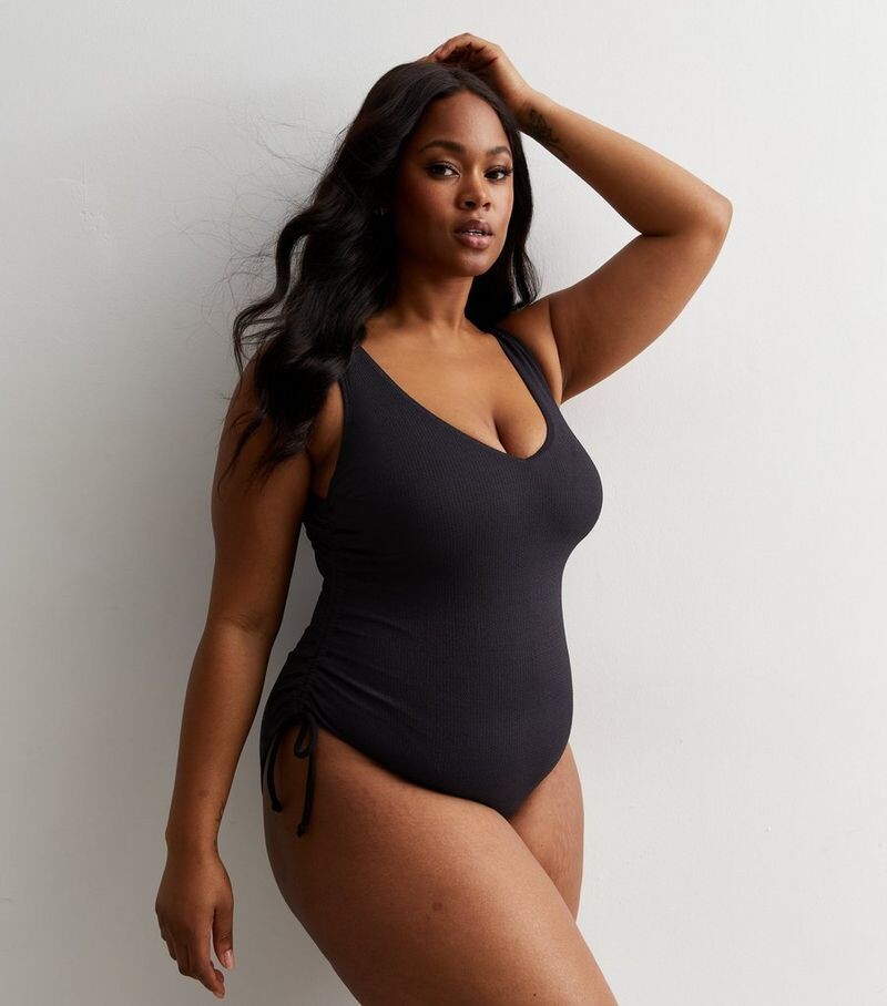 

Черный купальник Curves со сборками по бокам New Look, черный