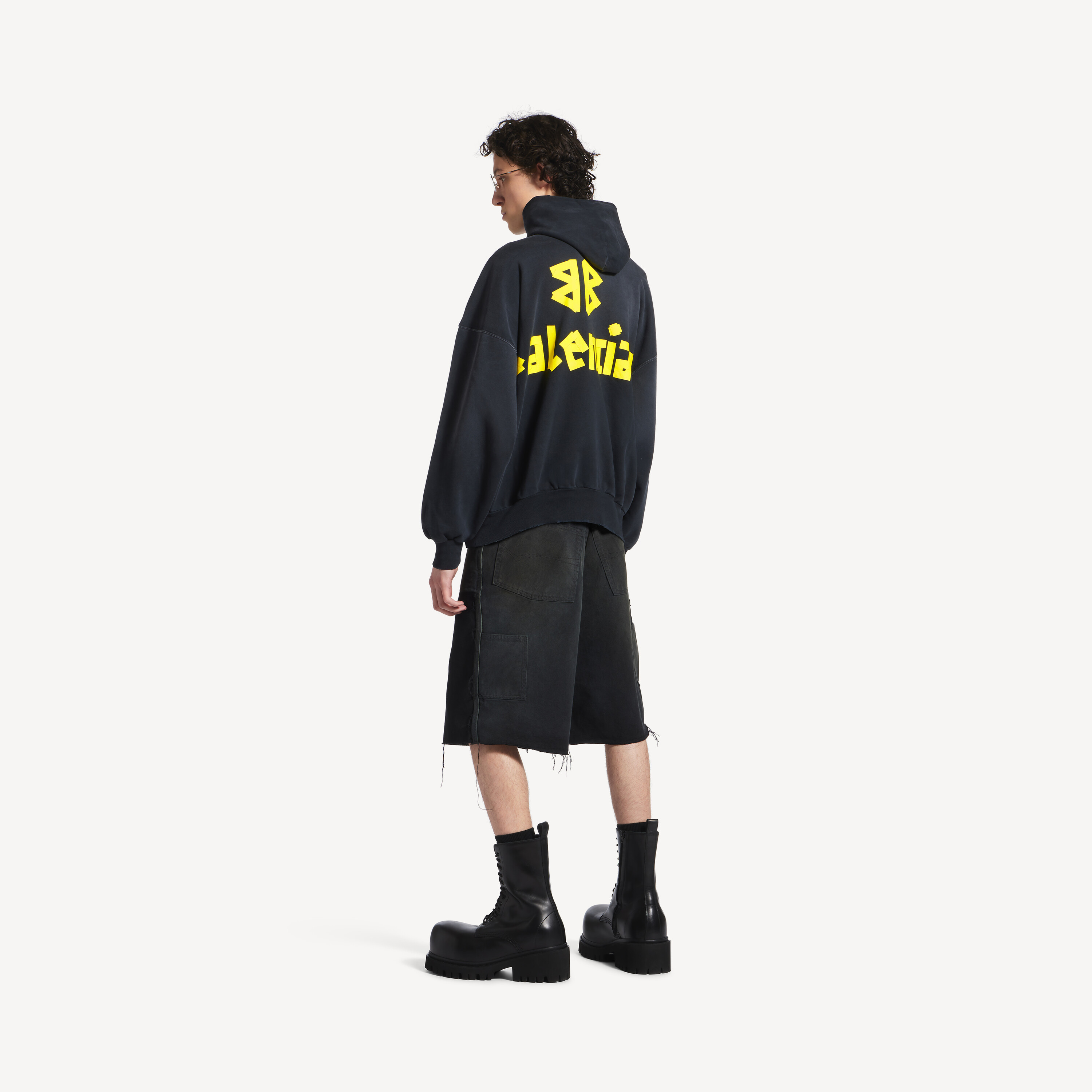 Удлиненное худи с разорванным карманом и лентой, выцветшее черное BALENCIAGA, черный — фото 3