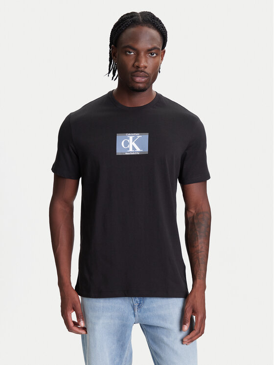 

Футболка обычного кроя Box Tape Graphic LV04RC854G Calvin Klein, черный