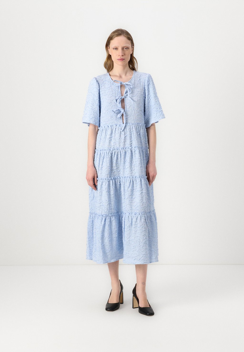 

Повседневное платье CLARETTE DRESS Cras, металлик синий