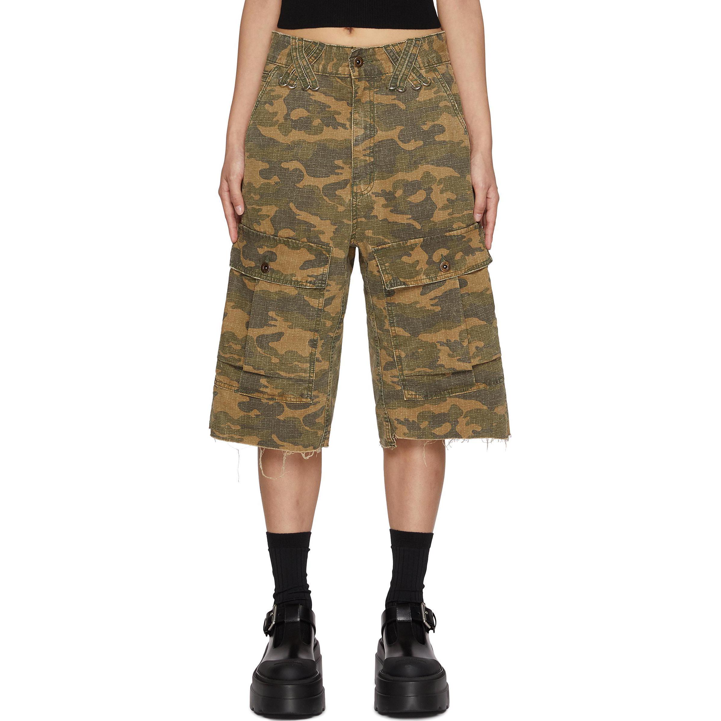 

Камуфляжные карго-шорты WE11DONE, зеленый