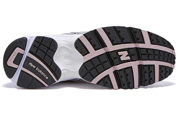 Кроссовки 725 низкие серебристо-розовые New Balance, серебряный — фото 4
