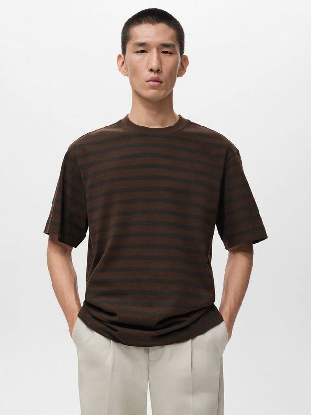 

Футболка Anouks с коротким рукавом и круглым вырезом из хлопка в полоску Mango