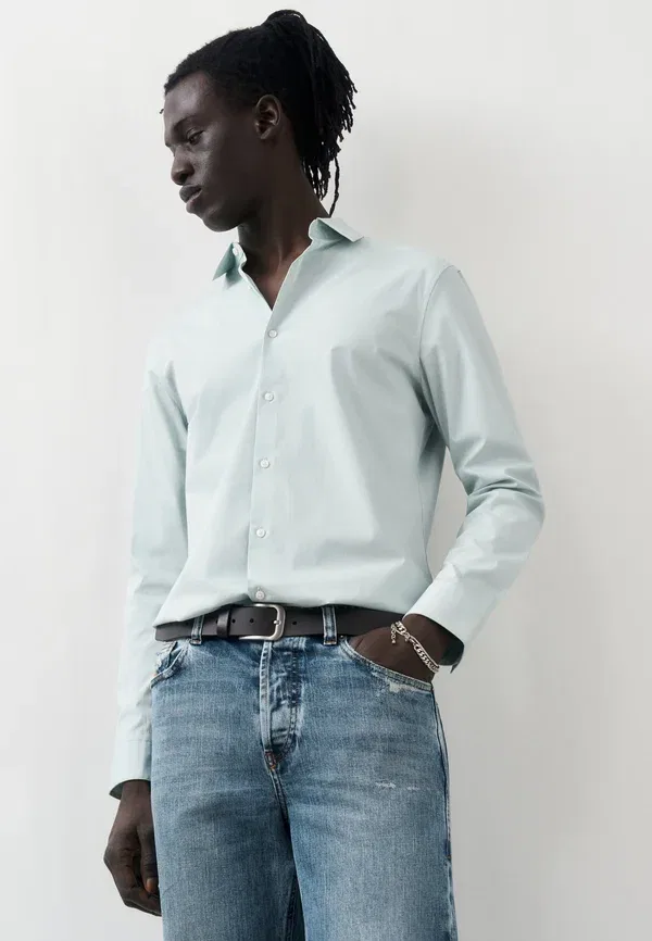 Рубашка Calvin Klein Solid Stretch Slim, бледно-луговой