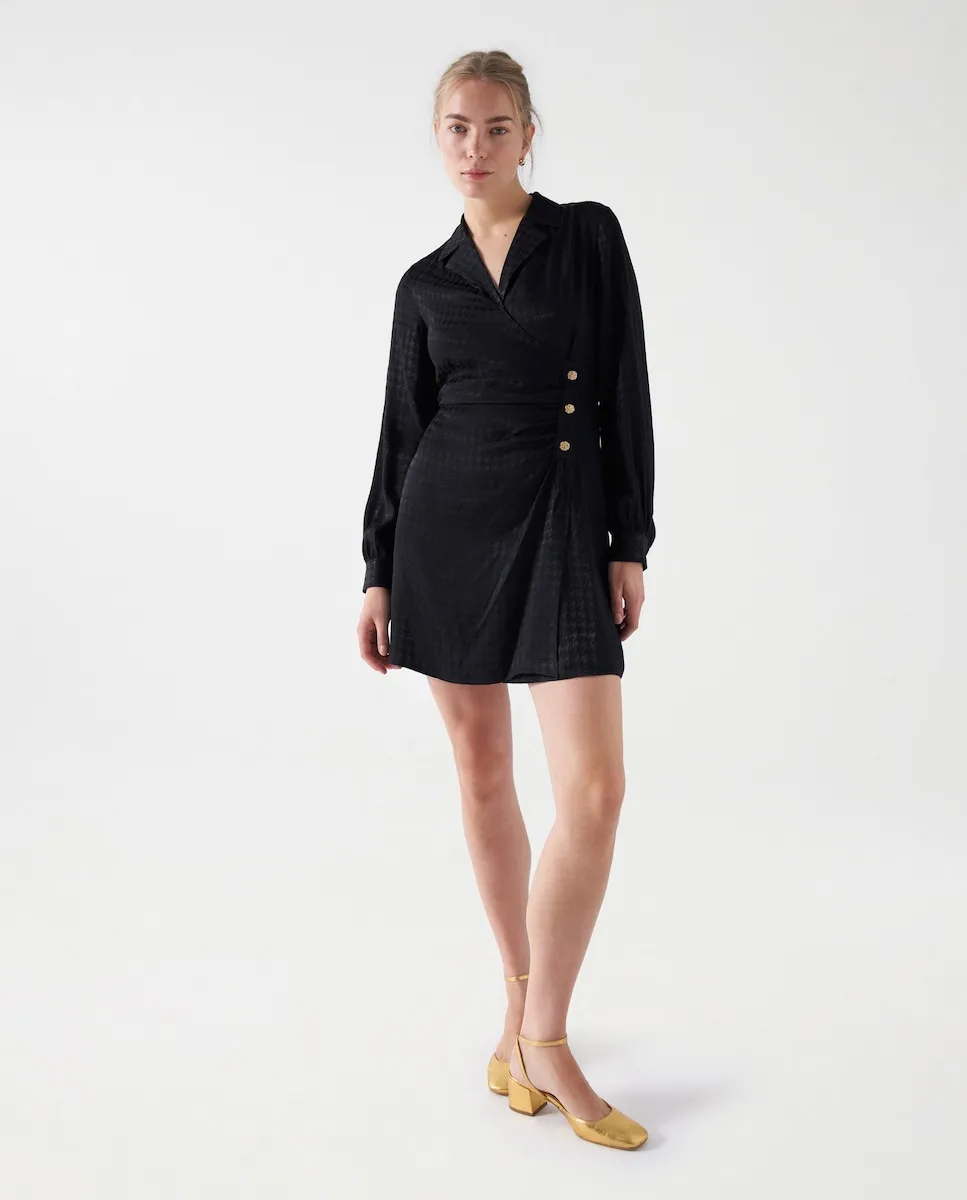 

Короткое сатиновое платье с пуговицами Salsa Jeans, черный