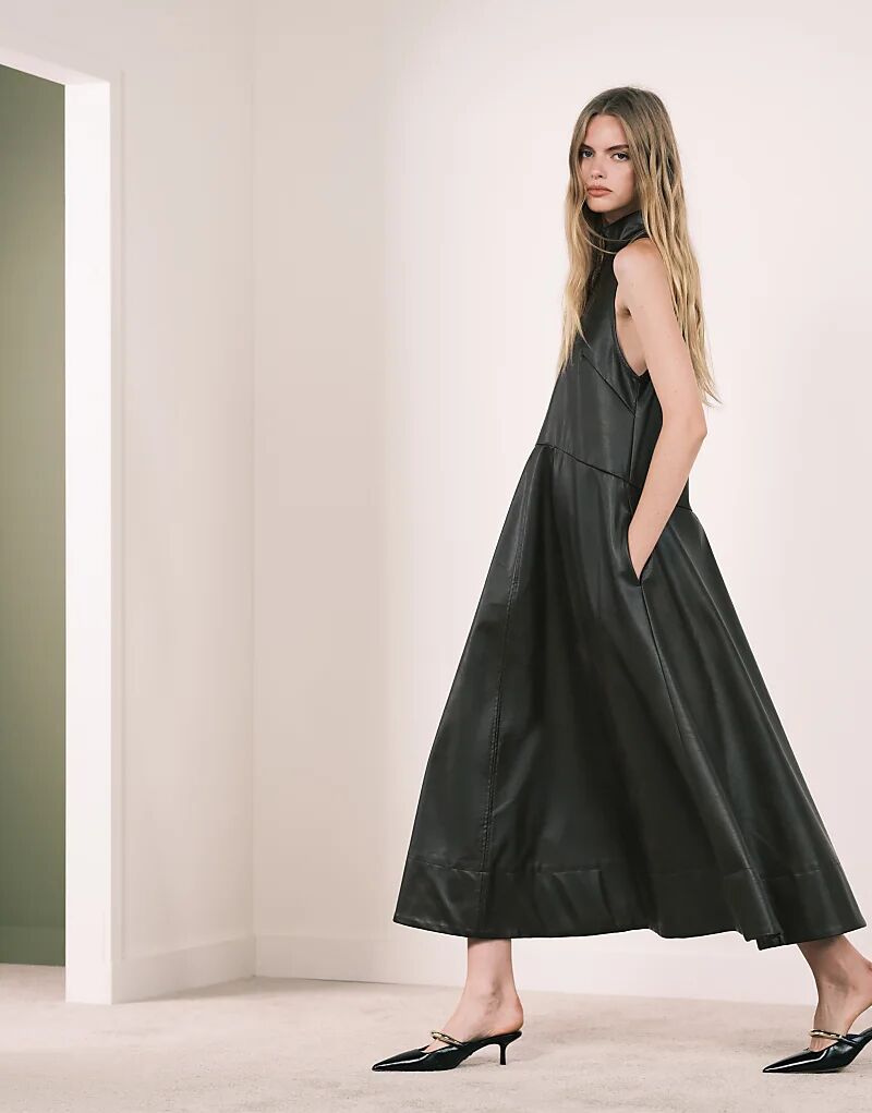 

Платье макси ASOS DESIGN из искусственной кожи с высоким воротом и декоративной строчкой в ​​винтажном коричневом цвете