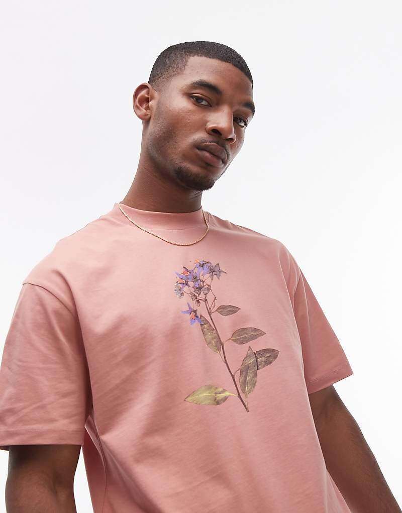 

Розовая футболка оверсайз Topman – с принтом в виде прессованных цветов спереди и сзади