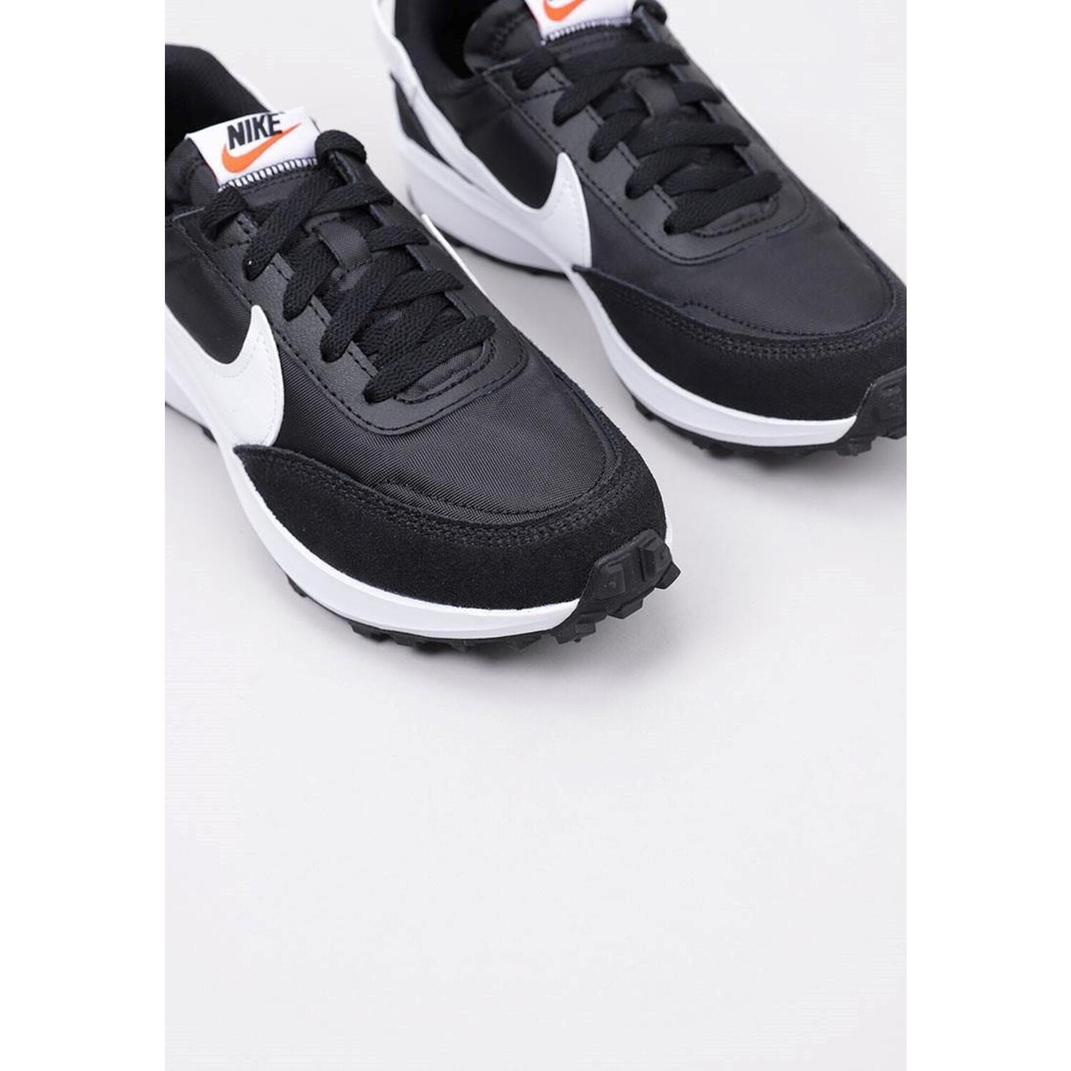 Женская спортивная обувь NIKE Nike Waffle Debut Black, цвет blanco — фото 3