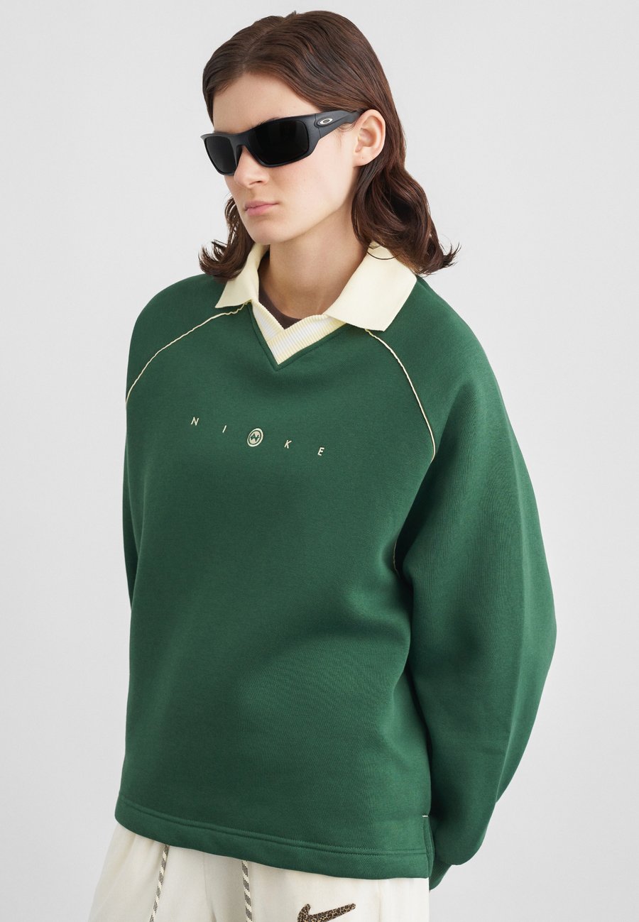 

Толстовка Nike Sportswear Sweatshirt, Fir/Alabaster/Green, Зеленый, Толстовка Nike Sportswear Sweatshirt, Fir/Alabaster/Green