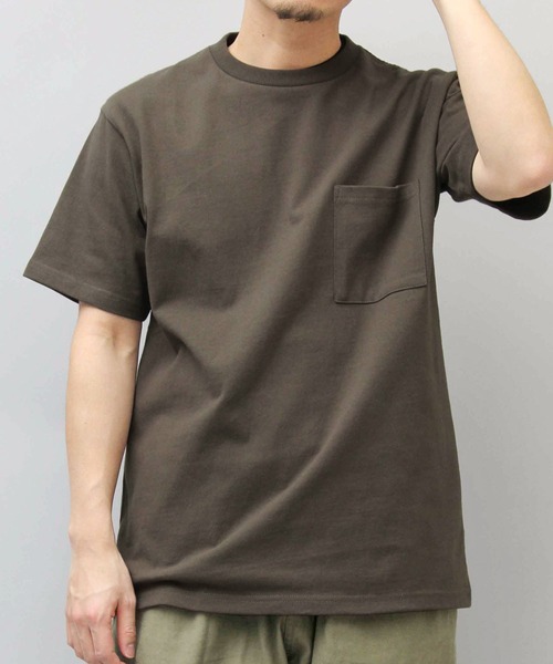 

Футболка с коротким рукавом, с карманом, из американского хлопка, плотность 215 г/м², стандартный крой Goodwear, коричневая