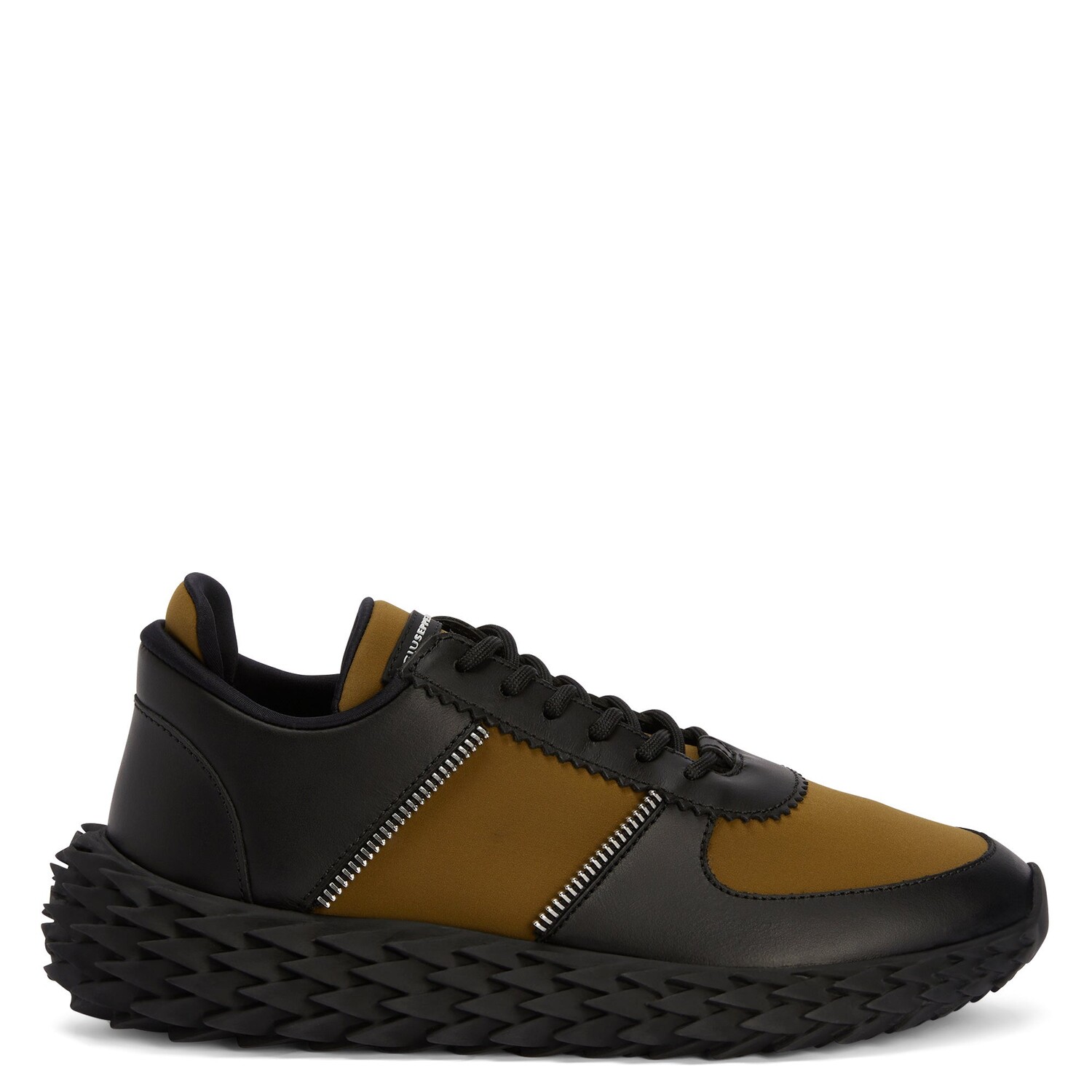 

Джузеппе Занотти Урчин Giuseppe Zanotti, черный