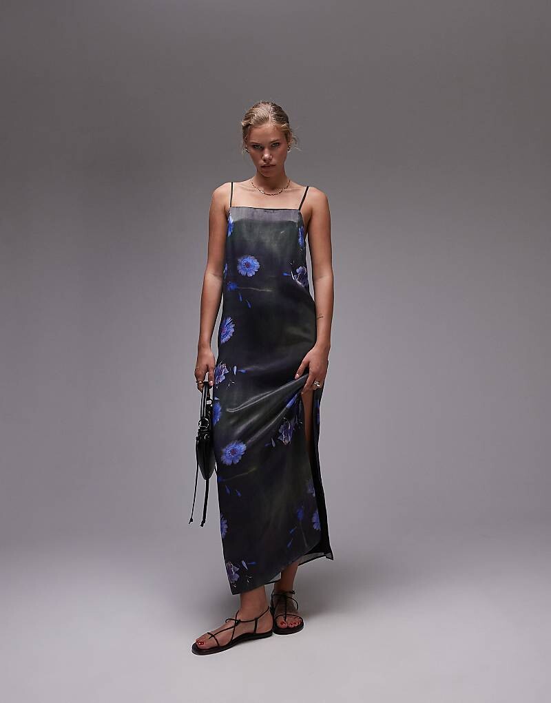 

Topshop – Атласное платье на бретелях миди с ромбовидным вырезом в цветочном узоре 3r