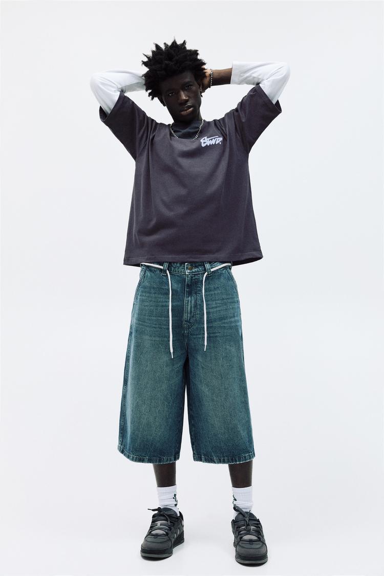 

Футболка с коротким рукавом и граффити-графикой Pull And Bear, серый