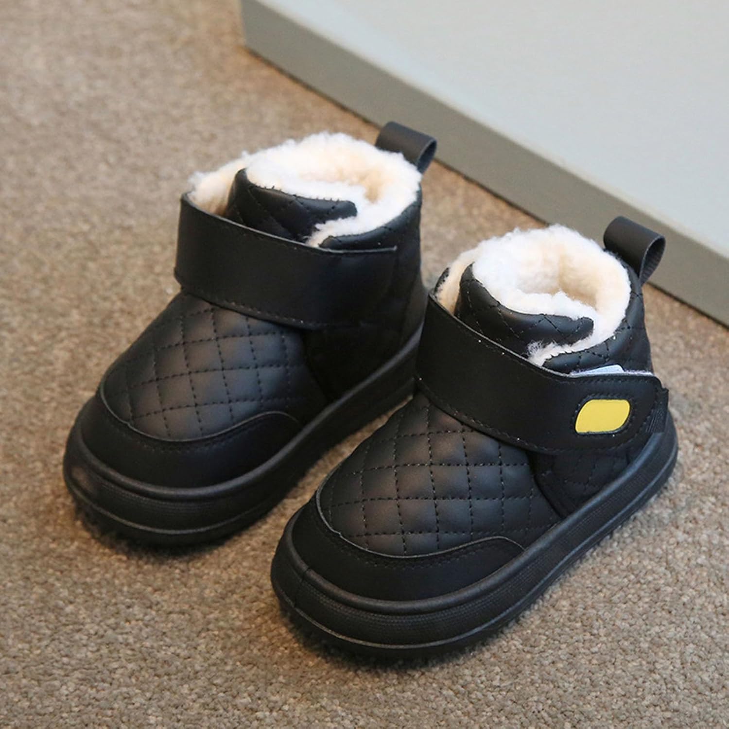 

Сапоги на шерпе для девочек, с термоутеплителем, застежкой-липучкой, массивные, сохраняющие тепло, стеганые, обувь на 2025 год, без шнурков Generic, Black