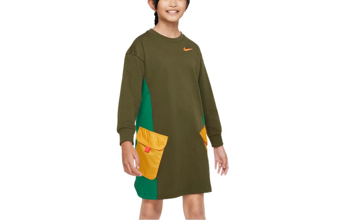 

Детское платье Nike Kids, цвет Army Green