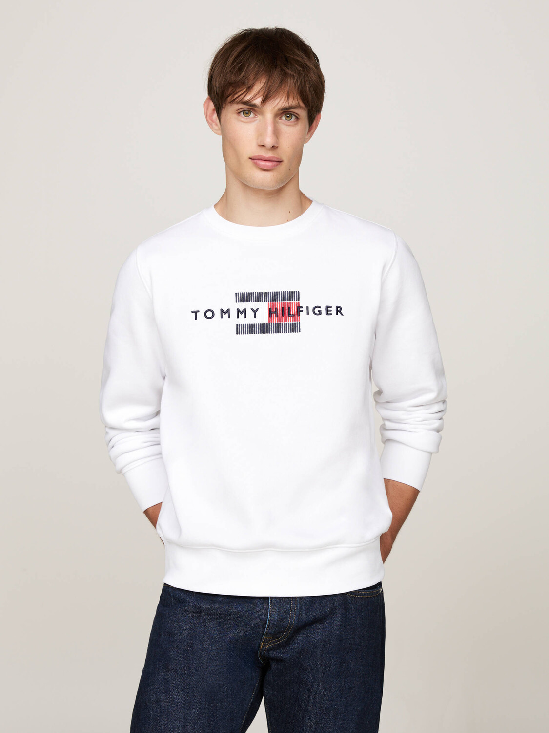 

Толстовка Tommy Hilfiger Regular Fit, белый