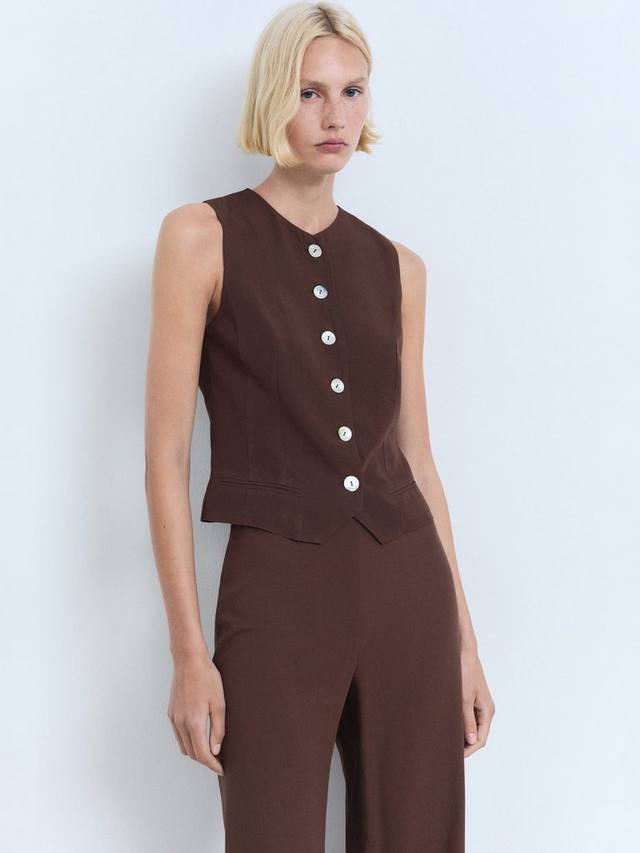 

Приталенный жилет Nina Mango, Brown