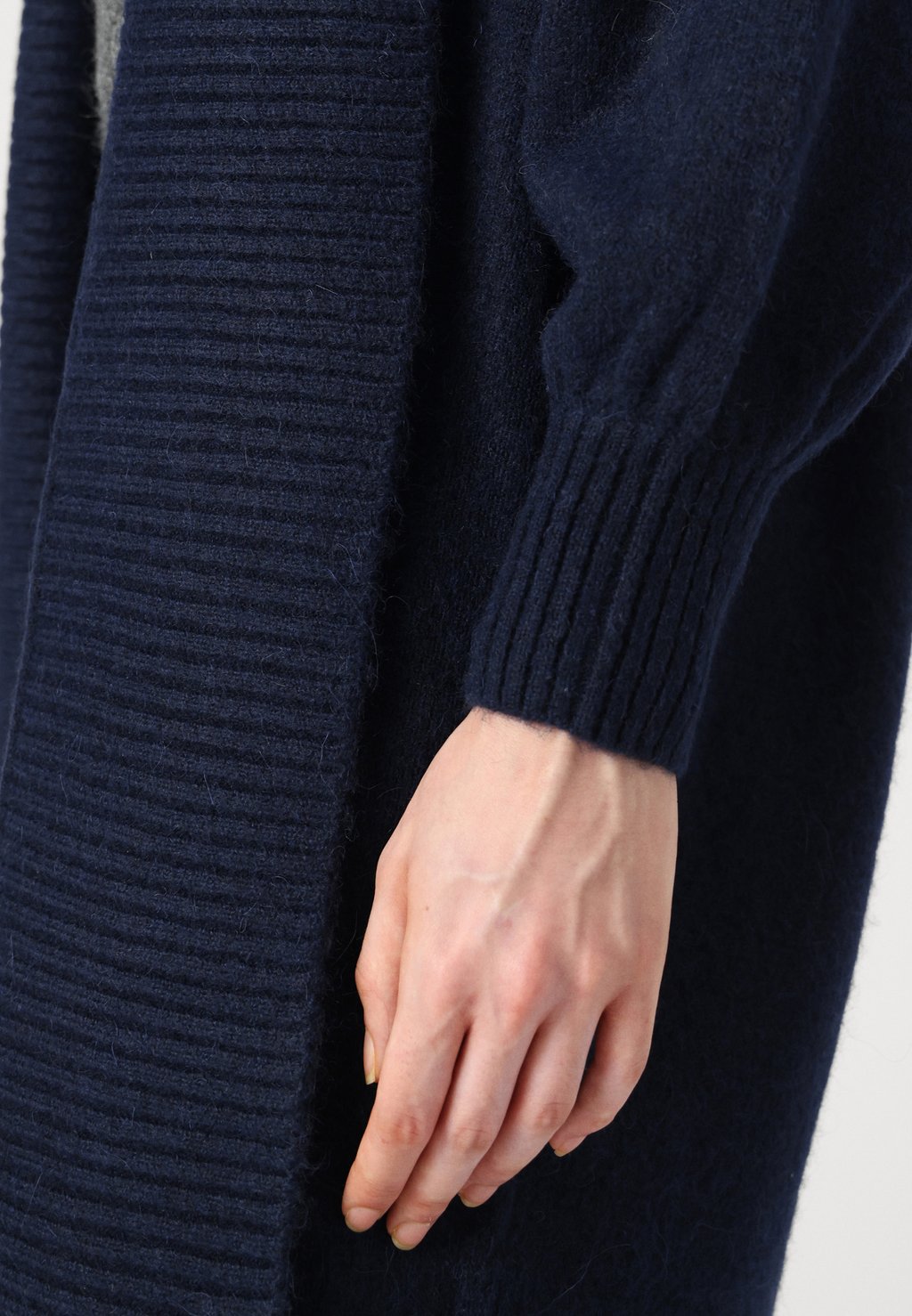 

Кардиган YASJUVA LONG CARDIGAN YAS, темно-синий