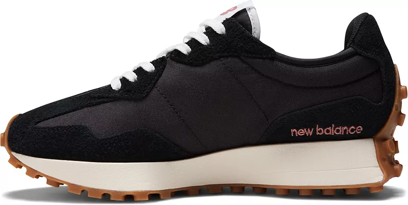 Женские кроссовки New Balance 327, цвет Black/White/Gum — фото 3