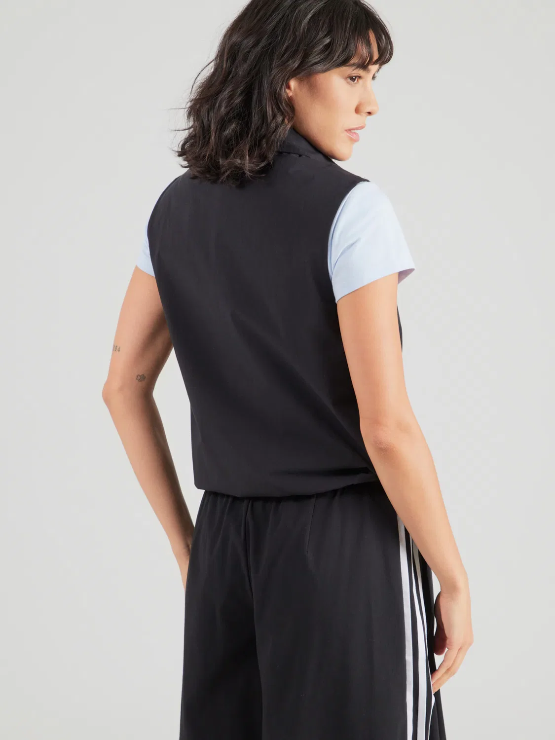 Жилет Adidas Originals Adilenium 5.0 черного цвета — фото 3