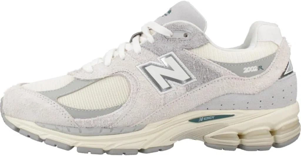 Кроссовки New Balance M2002RCC, бежево-серые — фото 2