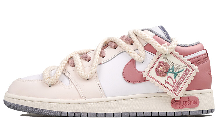 Кроссовки Air Jordan 1 Vintage Basketball Shoes Women's Low-Top White — фото 2