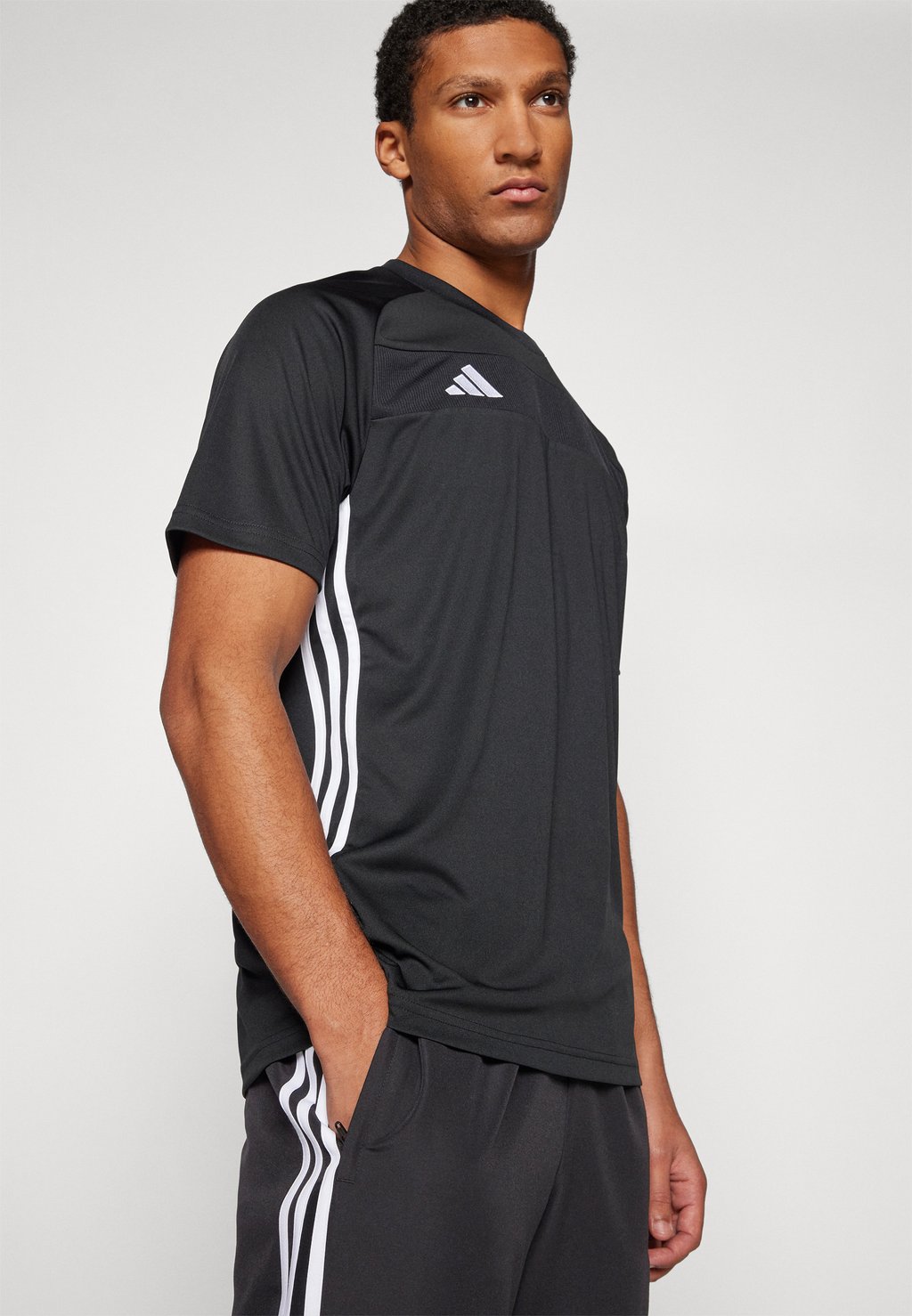 Спортивная футболка adidas Performance, черный — фото 4