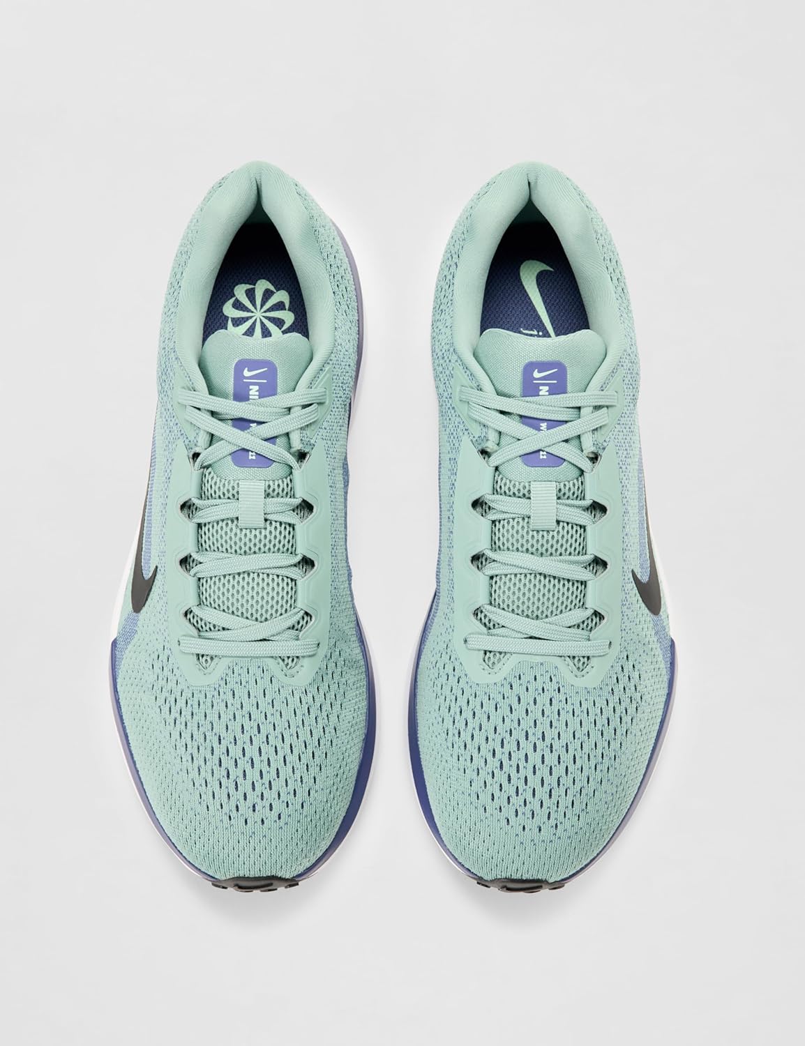 Мужские кроссовки для бега по шоссе Nike Winflo 11, белый/черный/фиолетовый — фото 4