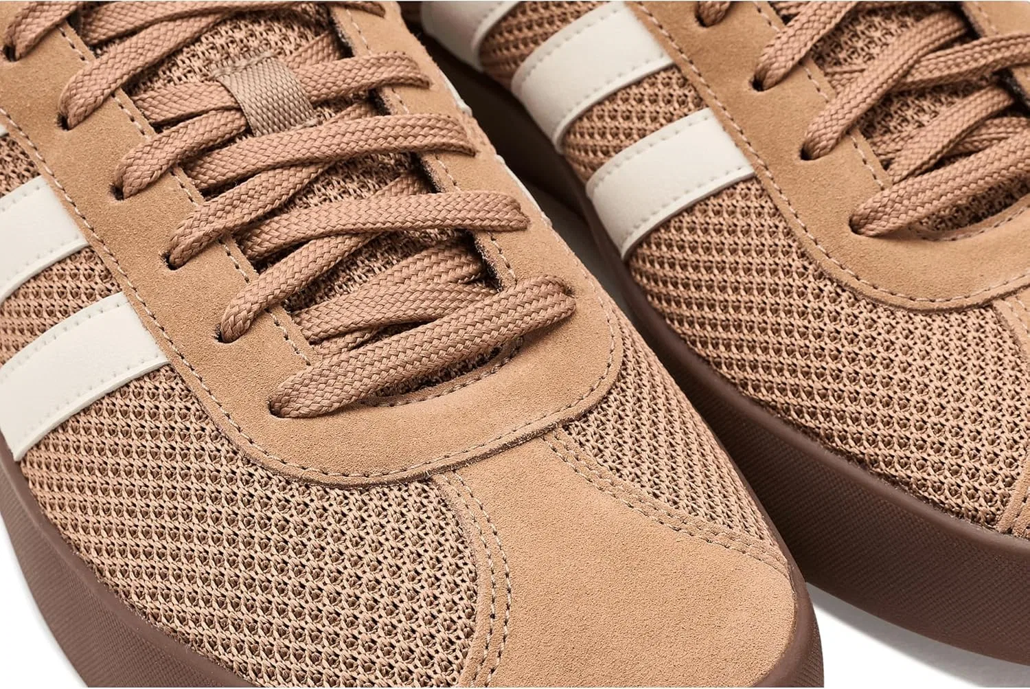 Кроссовки мужские adidas, цвет Cardboard/Off White/Gum — фото 2