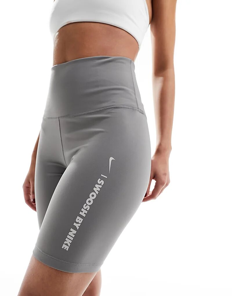 

Шорты Nike One Gel Swoosh Training Dri-Fit с логотипом цвета оловянно-серый Nike Training