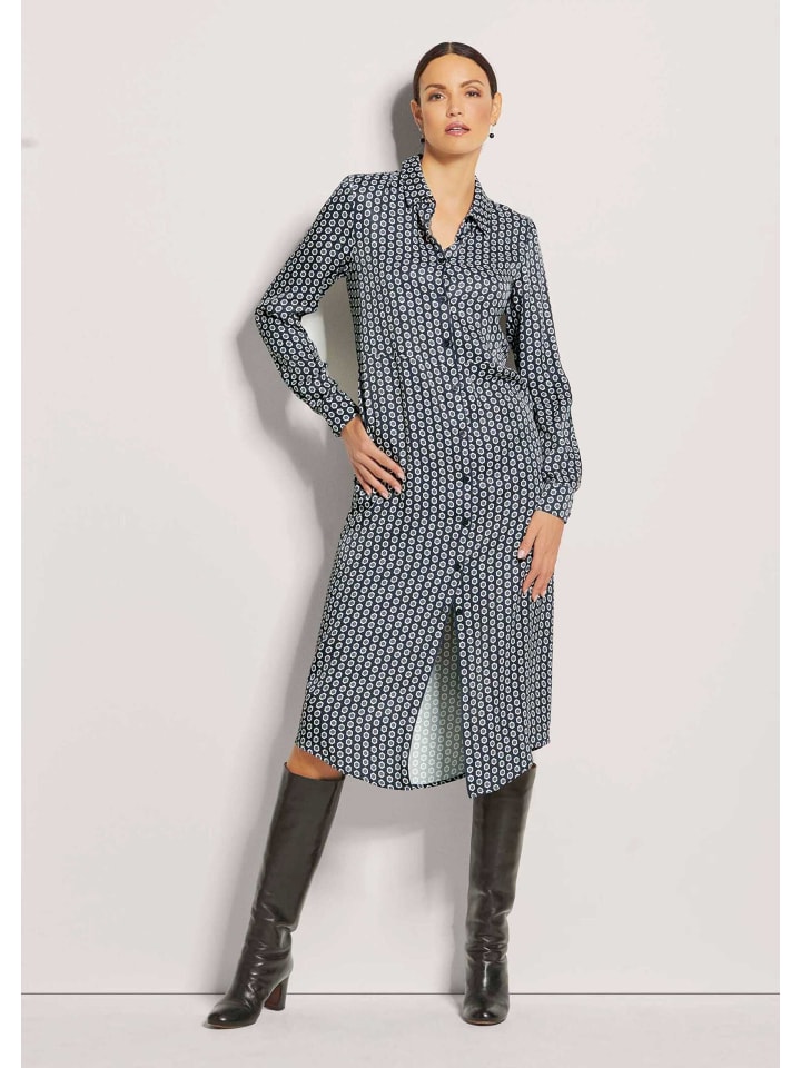 

MADELEINE Платье-рубашка из атласа с принтом темно-синего, кремового и стального синего цвета