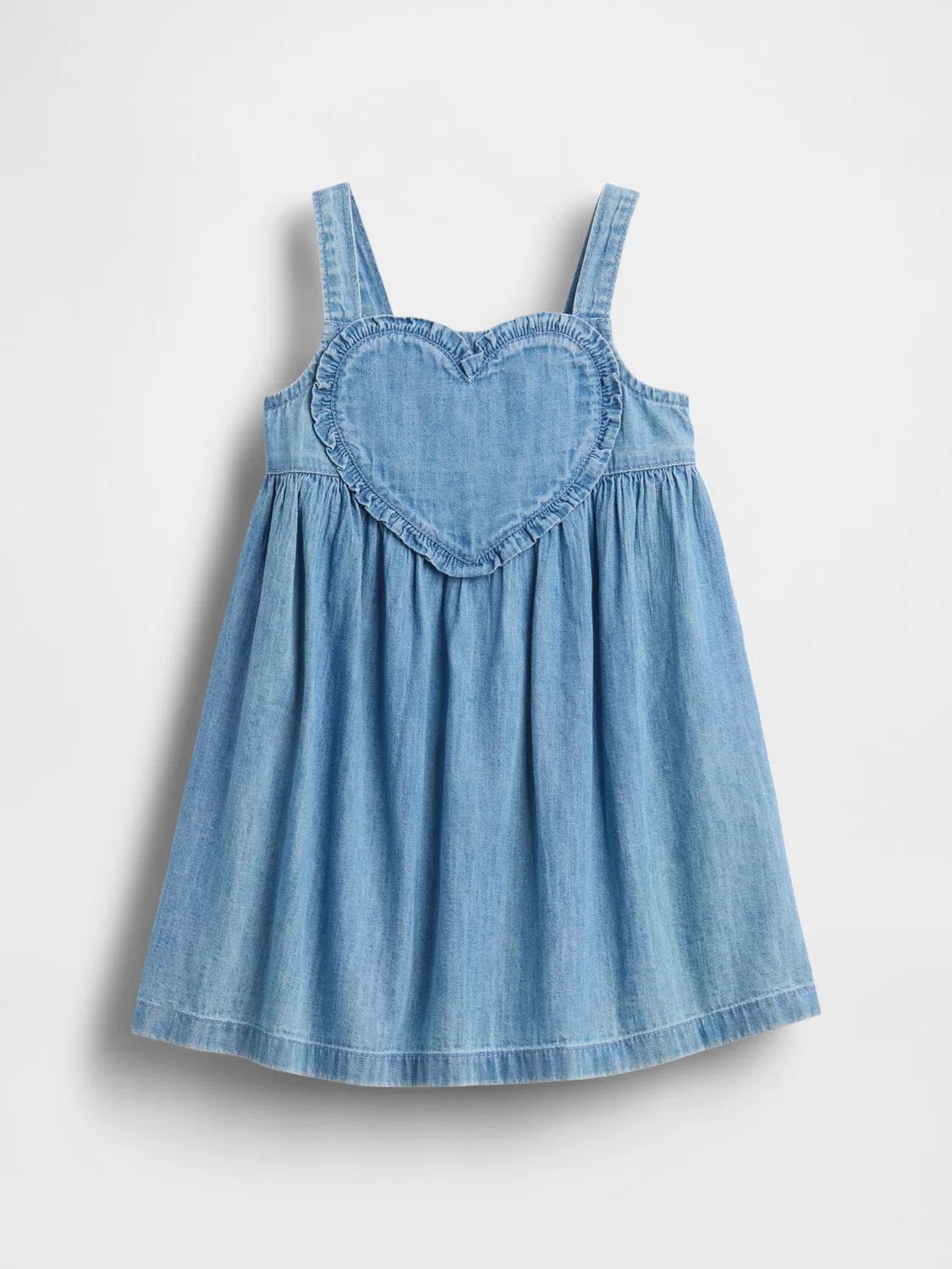Платье-сарафан джинсовое с сердцем Gap, Medium Wash — фото 2