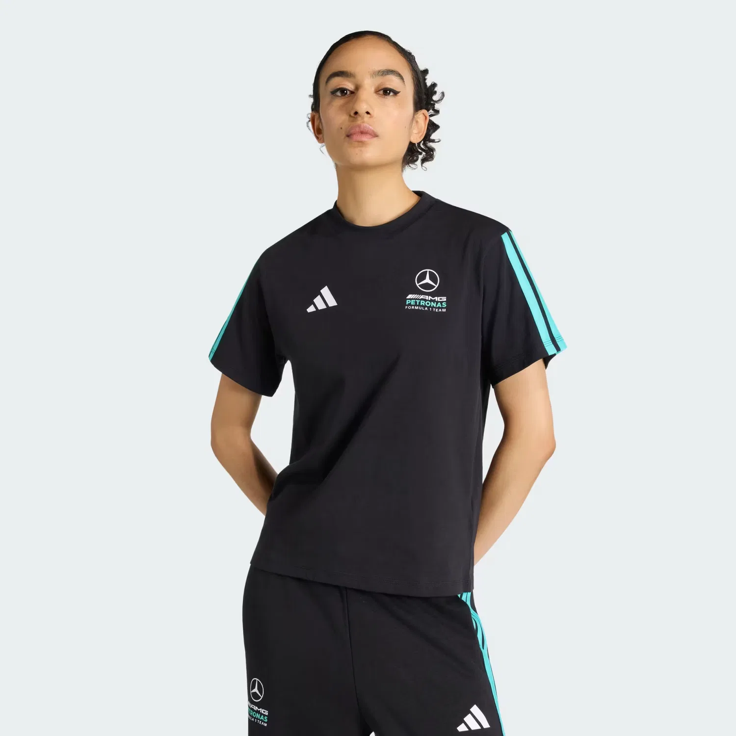 Женская футболка с вышитым логотипом Mercedes-AMG Petronas Formula 1 Team DNA Tee Adidas Performance, черный/мятный