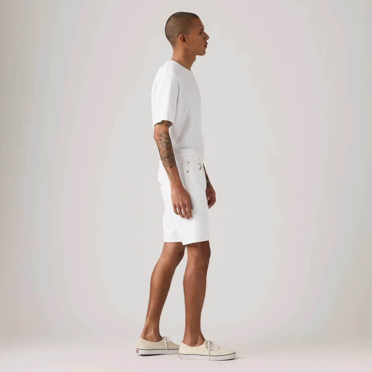 оригинальные мужские шорты 501 9 дюймов Levi's, Optic Daisy - White — фото 4