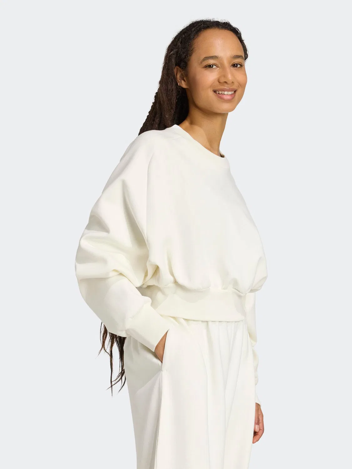 Свитшот, свободный крой adidas Soft Lux, белый — фото 3