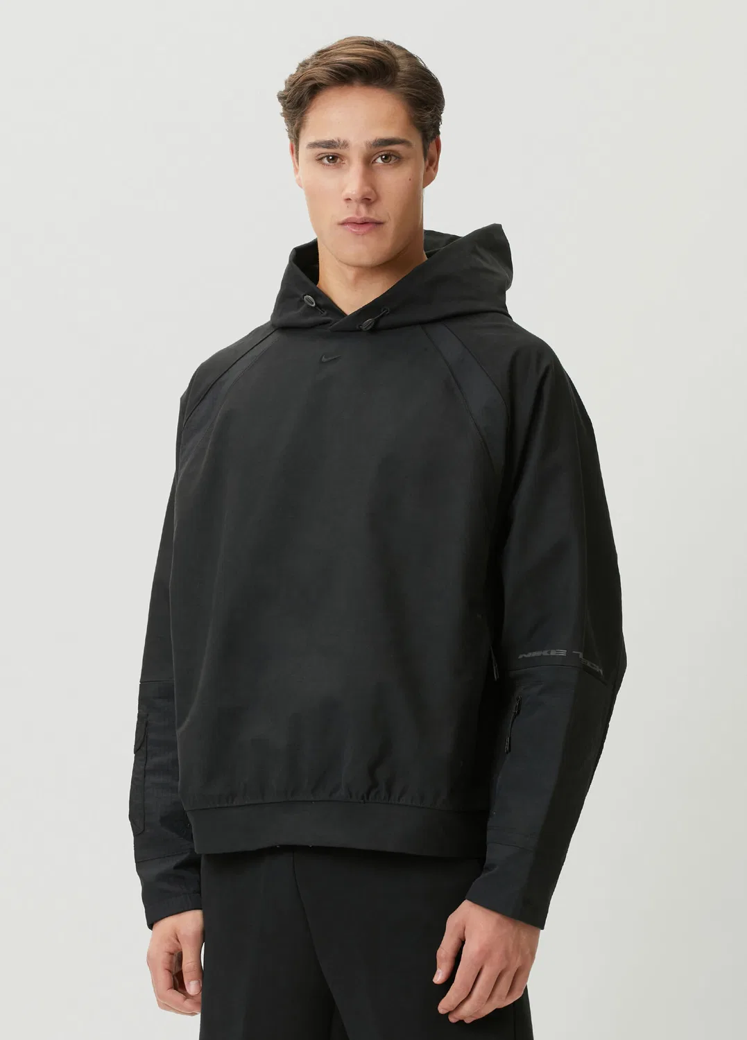 Свитшот утилитарный с капюшоном Dri-FIT Shori Nike, black — фото 3