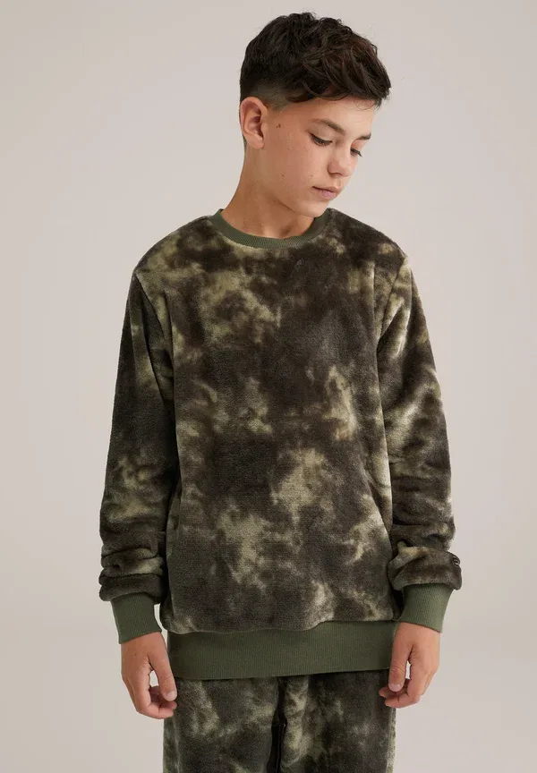 Пижамный комплект с камуфляжным принтом Set We Fashion army green, зеленый — фото 3