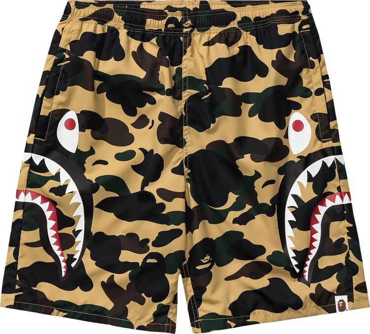 

Шорты BAPE 1St Camo Side Shark Beach Shorts 'Yellow', желтый