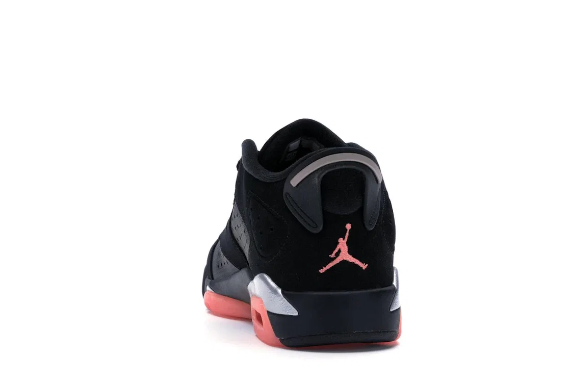 Детские кроссовки Lifestyle с низким верхом Jordan 6 Retro Low Jordan, Black/Sunblush-Metallic Silver — фото 4