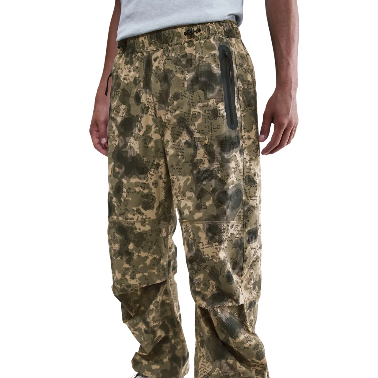 Мужские брюки Tech Woven Pant AOP Nike, цвет Neutral Olive/Black