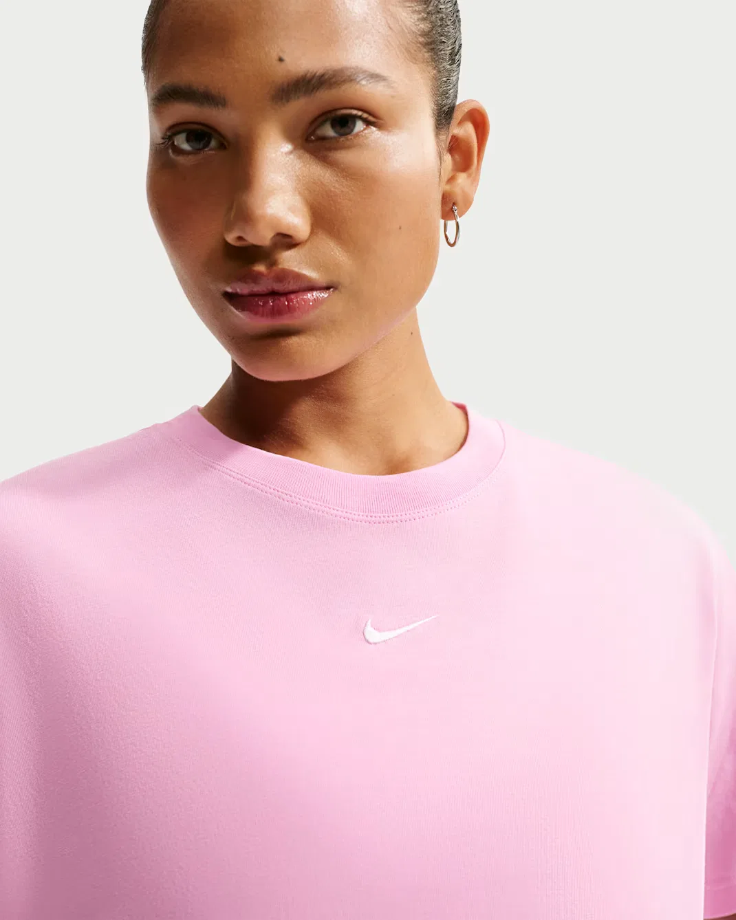 Женская свободная укороченная футболка с коротким рукавом Nike Sportswear Classic, Pink Rise/Sail — фото 3