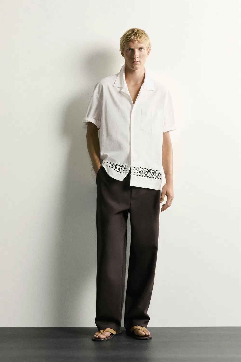 Рубашка свободного кроя с ажурной отделкой. ZARA, Oyster-white